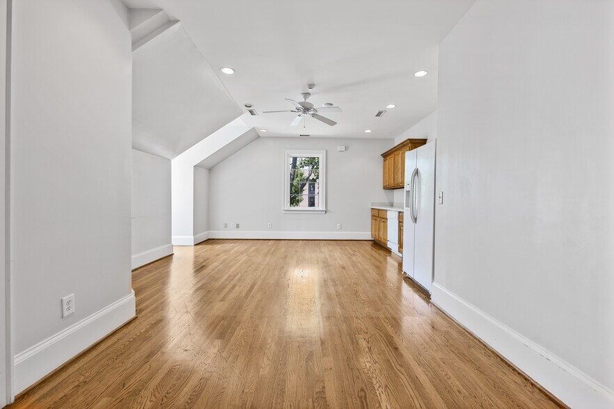 More Photos Of 3829 Cleghorn Ave, Nashville Medical For Sale
