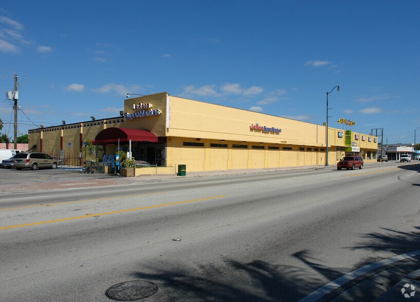More Photos Of 5161-5175 SW 8th St, Miami Storefront Retail Office For Lease