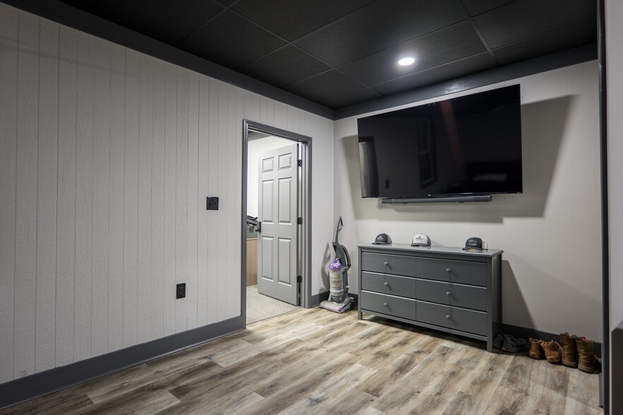 More Photos Of 1201 N Ashley St, Valdosta Auto Repair For Sale