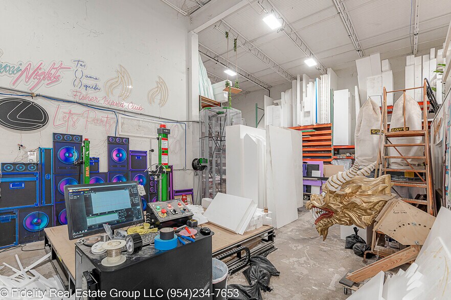 More Photos Of 3650 Coral Ridge Dr, Coral Springs Light Manufacturing For Sale