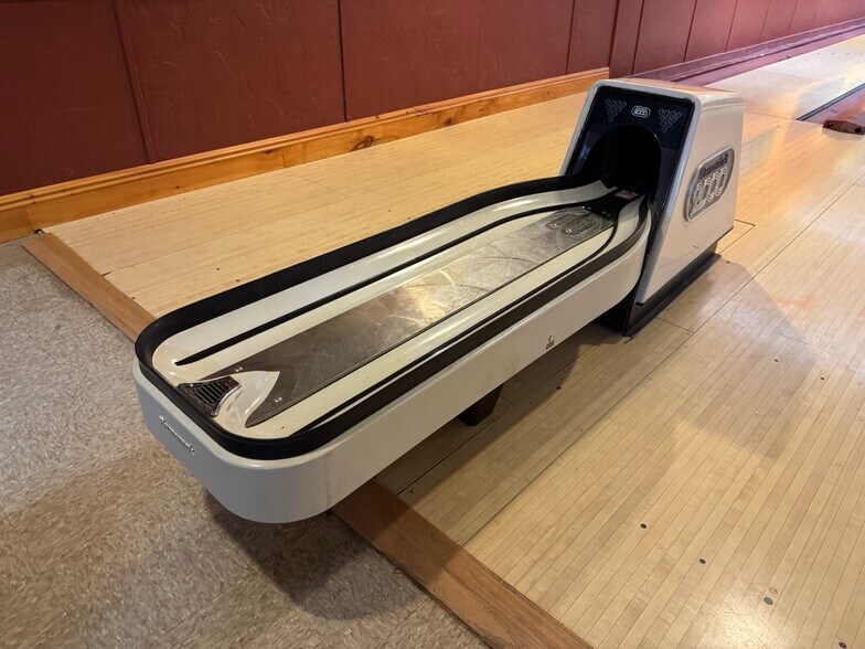 More Photos Of 68290 S Main St, Iron River General Retail For Sale