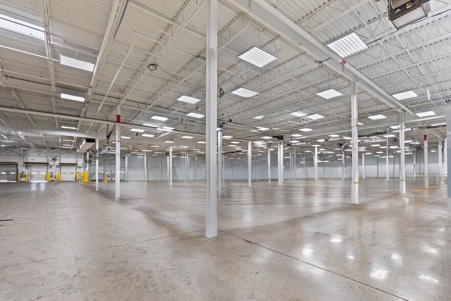 More Photos Of 2700 Product Dr, Rochester Hills Warehouse For Lease