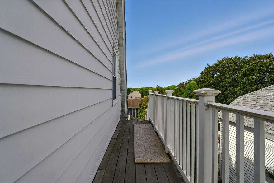 More Photos Of 177-179 Massachusetts Ave, North Andover Apartments For Sale