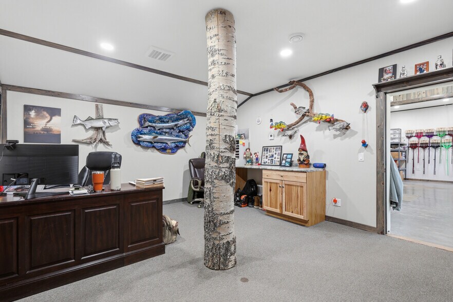 More Photos Of 11700 Sturgis Rd, Summerset Warehouse For Sale