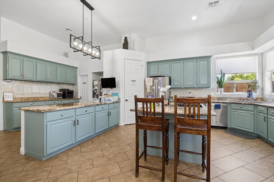 More Photos Of 5338 E Hartford Ave, Scottsdale Healthcare For Sale