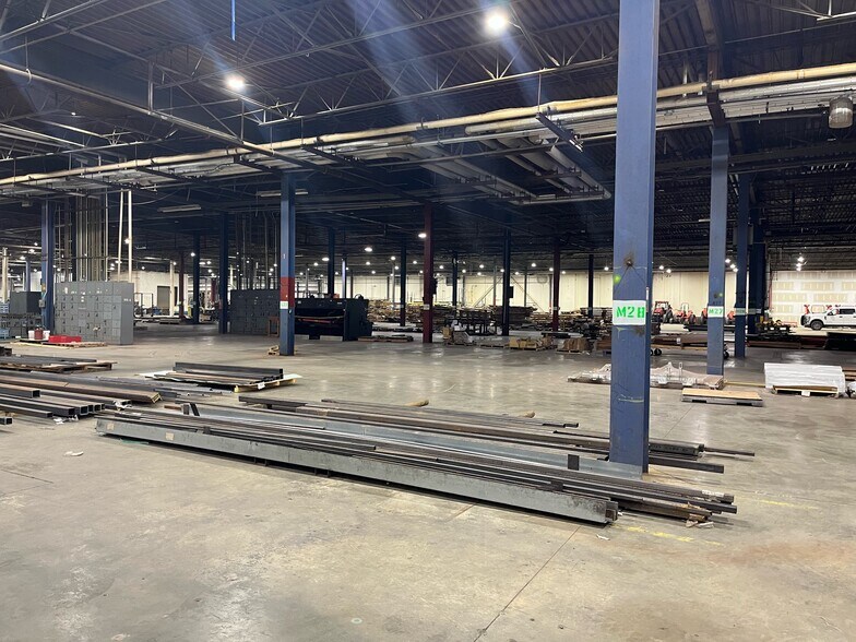 More Photos Of 310 Founders Ln, Appomattox Manufacturing For Sale