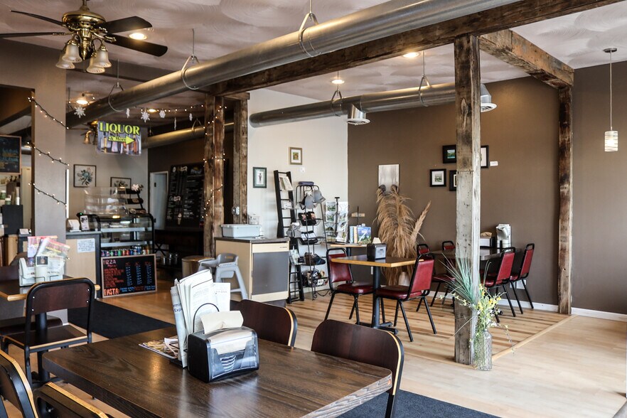 More Photos Of 426 Central Ave, Fairfield Storefront For Sale