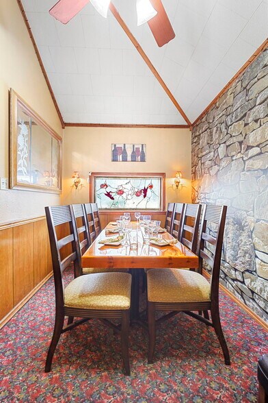 More Photos Of 4630 US Highway 17, De Leon Springs Restaurant For Sale