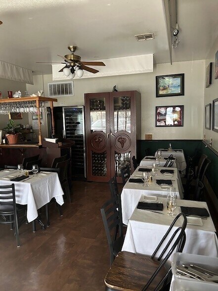More Photos Of 1032 Pine St, Paso Robles Restaurant For Lease
