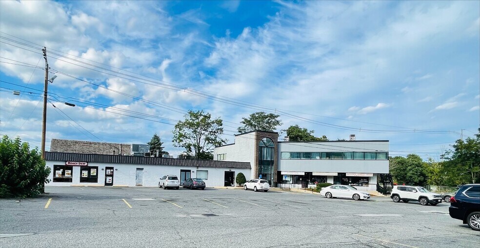 More Photos Of 861 Edgell Rd, Framingham Storefront Retail Office For Lease