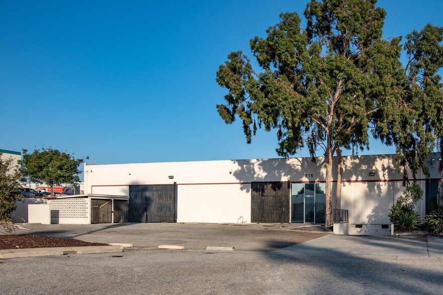 Primary Photo Of 215 W 134th St, Los Angeles Warehouse For Sale