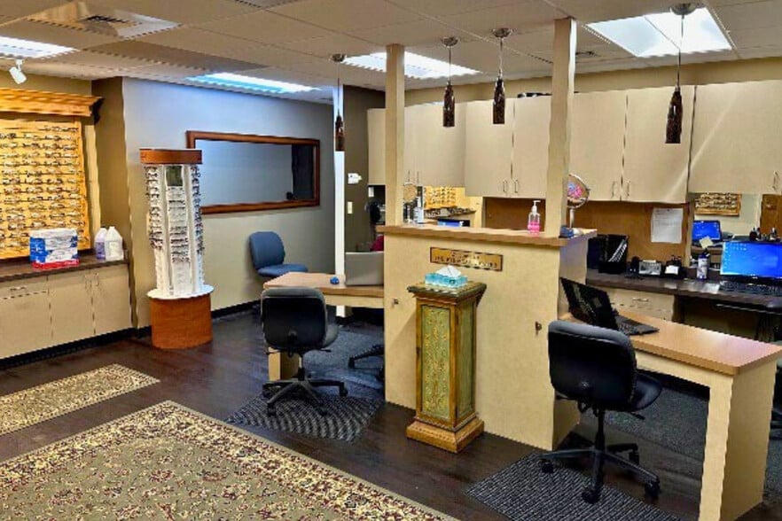 More Photos Of 160 Hawley Ln, Trumbull Medical For Sale