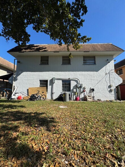 More Photos Of 1741 SW 40th Ter, Fort Lauderdale Apartments For Sale