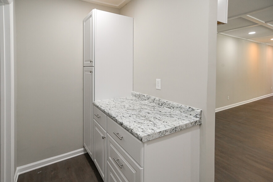 More Photos Of 9582 Heart of Dixie hwy, Arab Self Storage For Sale