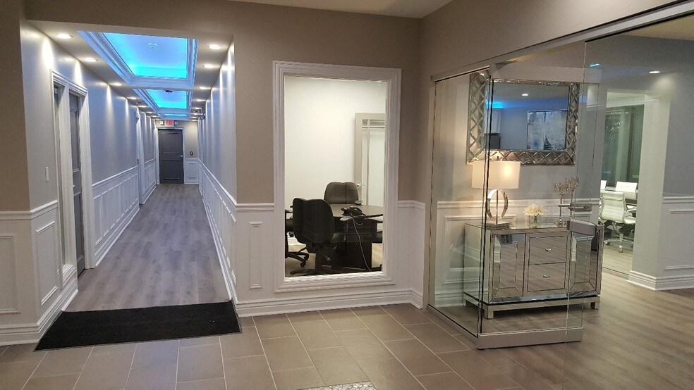 More Photos Of 257 N West Ave, Elmhurst Loft Creative Space For Lease