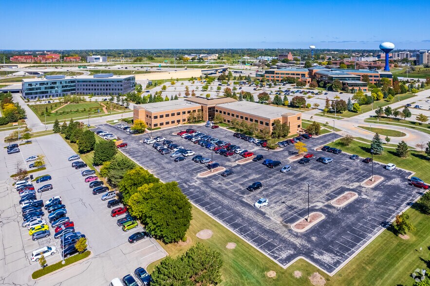 More Photos Of 10001 W Innovation Dr, Wauwatosa Office For Lease