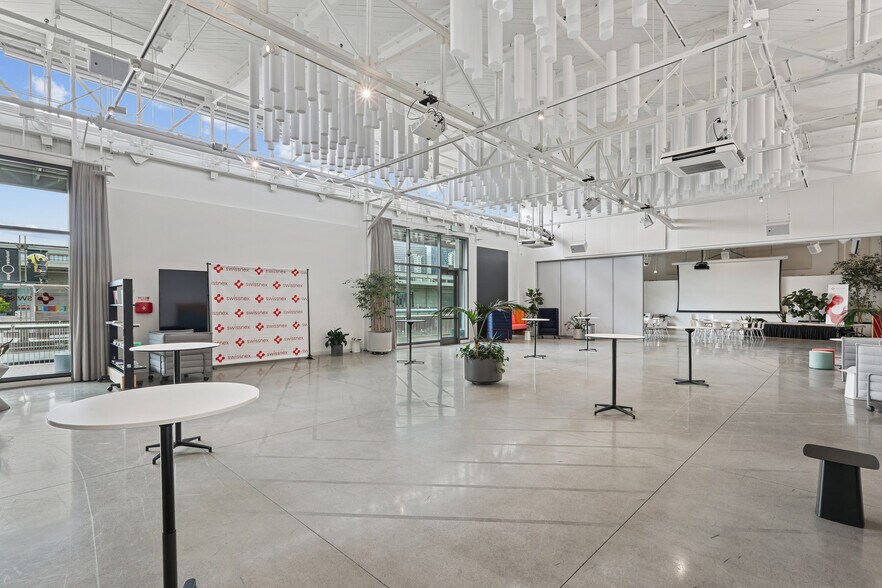 More Photos Of Pier 17, San Francisco Research And Development For Lease