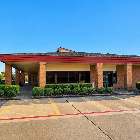 Primary Photo Of 2518-2526 Westminister St, Pearland Medical For Lease