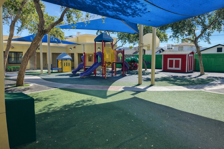 More Photos Of 115 E Tonto St, Phoenix Daycare Center For Lease