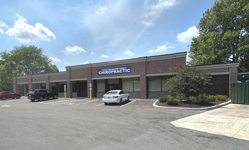 Primary Photo Of 4939-4949 Dierker Rd, Columbus Freestanding For Lease