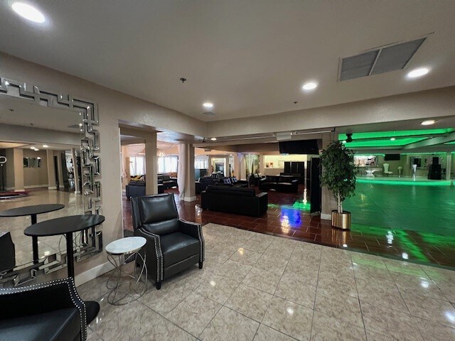 More Photos Of 10175 E Hampden Ave, Denver Freestanding For Sale