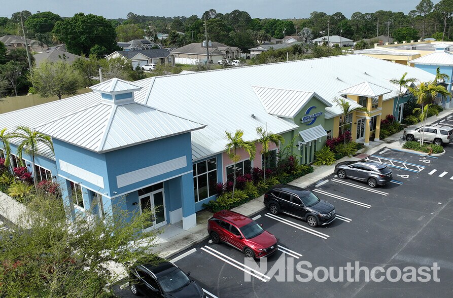 More Photos Of 1070 SW Gatlin Blvd, Port Saint Lucie Storefront Retail Office For Lease