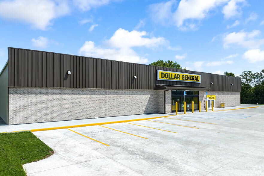 More Photos Of 28944 Highway 24, Keytesville Convenience Store For Sale