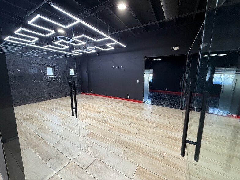 More Photos Of 816 NW 6th Ave, Fort Lauderdale Warehouse For Lease