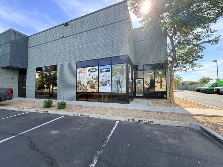 More Photos Of 650 N 137th Ave, Goodyear Light Distribution For Sale