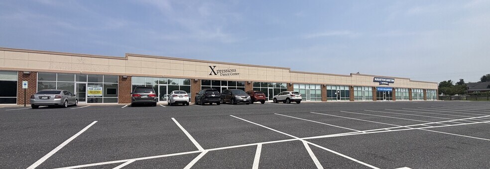 Primary Photo Of 36 Parkway Ln, Fishersville Storefront Retail Office For Lease