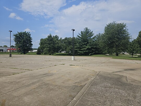 More Photos Of 9845 Hedden Rd, Evansville Warehouse For Sale