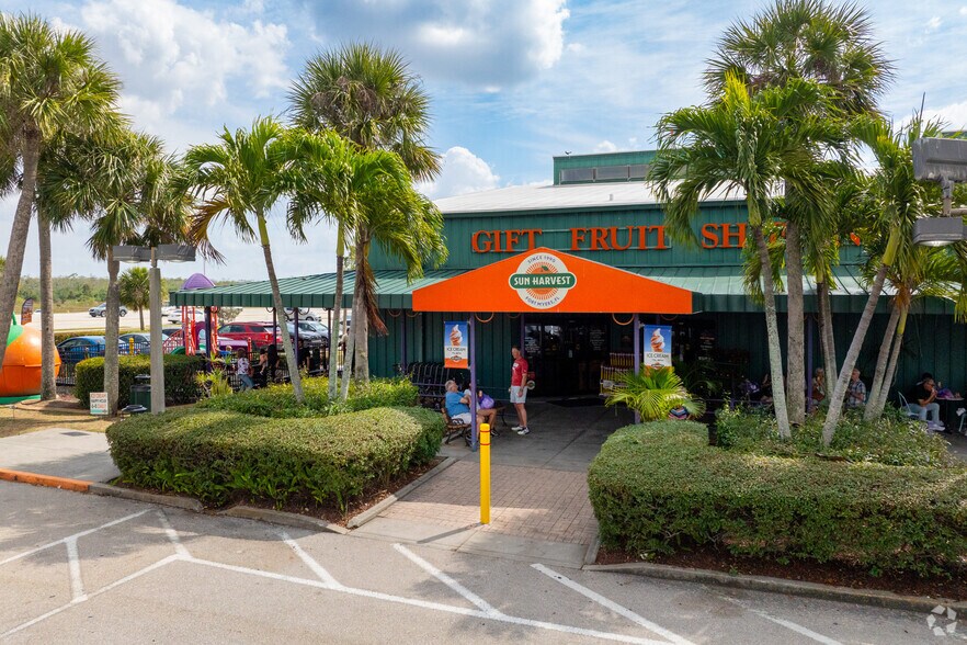 More Photos Of 14601 Ben C Pratt/6 Mile Cypress Pky, Fort Myers Light Distribution For Sale