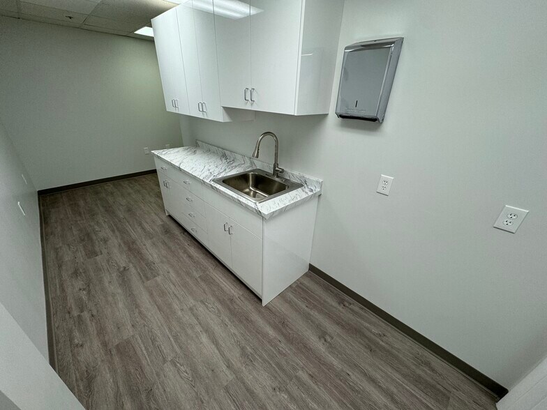 More Photos Of 106 Boston Ave, Altamonte Springs Medical For Lease