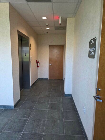 More Photos Of 630 Brooker Creek Blvd, Oldsmar Service For Sale