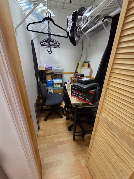 More Photos Of 257 Ferry St, Newark General Retail For Sale