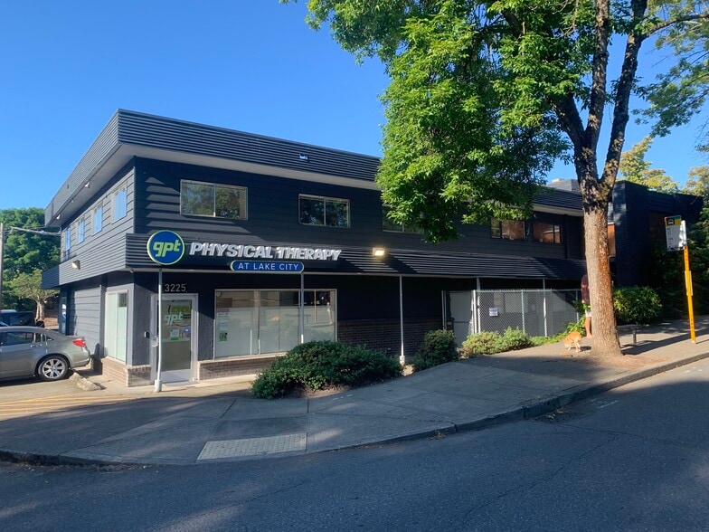 Primary Photo Of 3223-3327 NE 125th St, Seattle Office For Lease