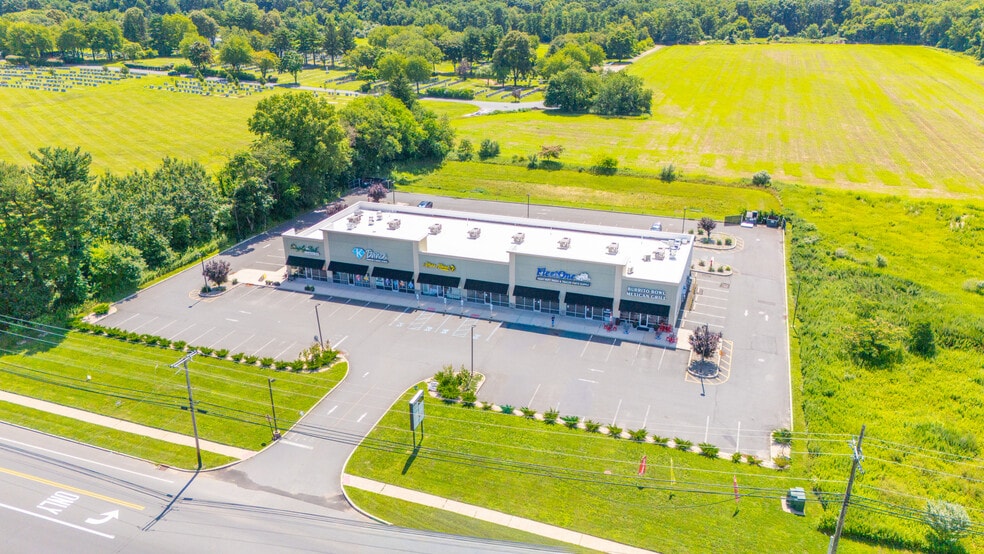 More Photos Of 866-868 Cranbury South River Rd, Monroe Township Storefront For Lease