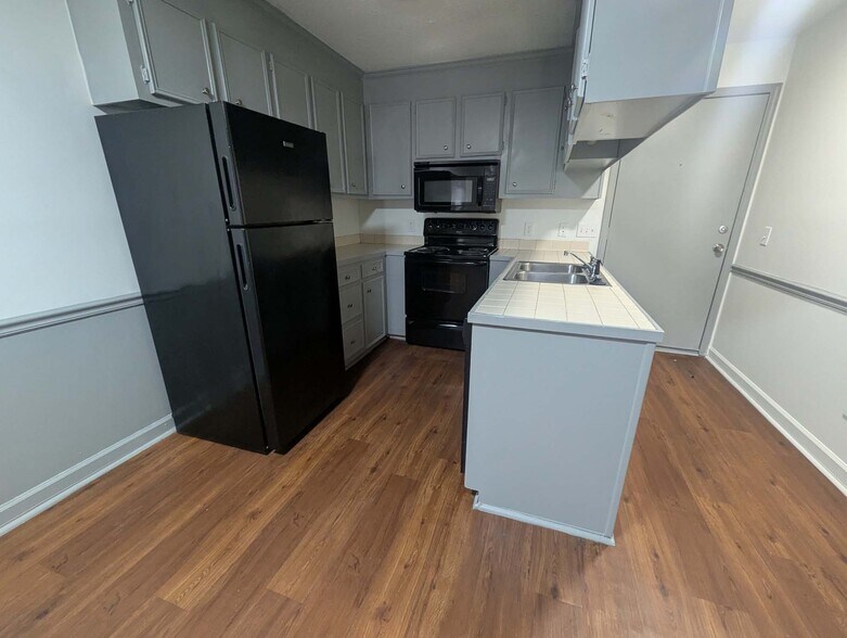 More Photos Of 2210 W Jody Rd, Florence Apartments For Sale