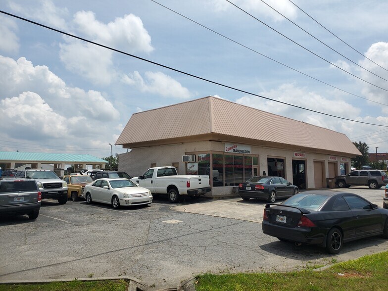 More Photos Of 502 Atlanta Rd, Cumming Auto Repair For Sale