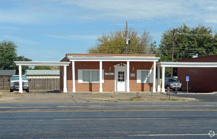 Primary Photo Of 2136 50th St, Lubbock Office For Sale