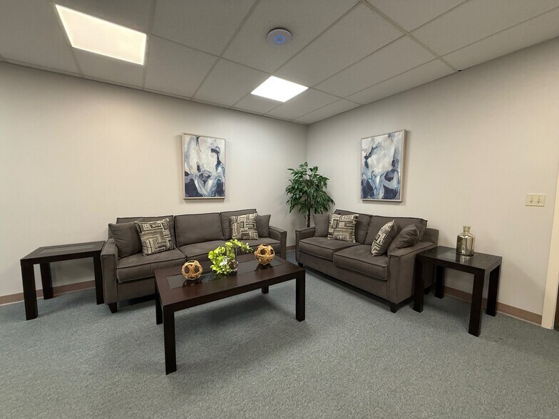 More Photos Of 48 Atlantic Pl, South Portland Office For Lease