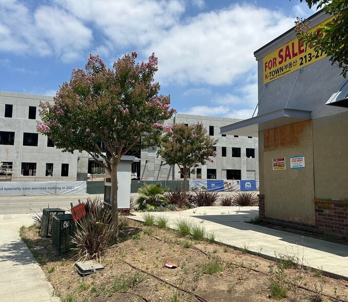 More Photos Of 12502 Washington Blvd, Whittier Restaurant For Lease