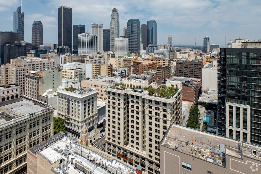 More Photos Of 750-762 S Broadway, Los Angeles Apartments For Lease