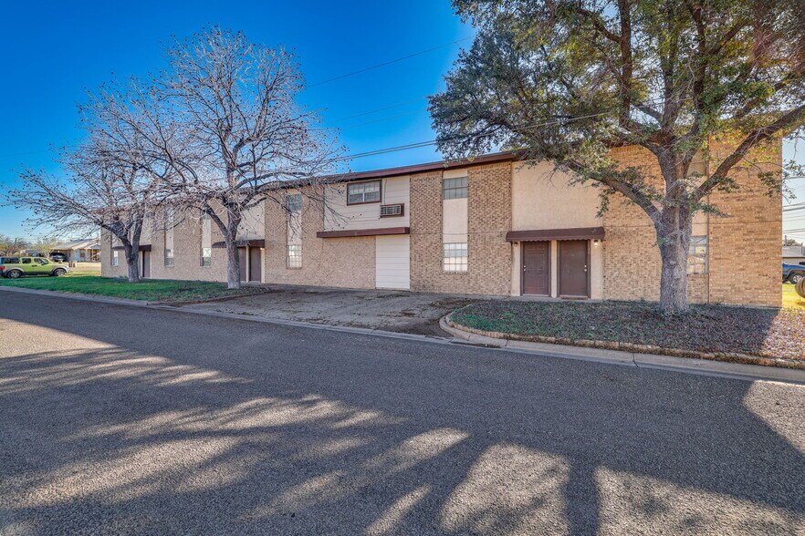 More Photos Of 1728 Pulliam St, San Angelo Apartments For Sale