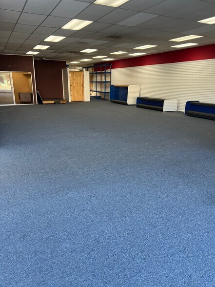 More Photos Of 900 4th St, Santa Rosa General Retail For Lease