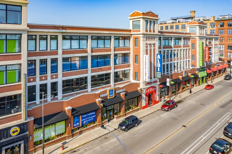 More Photos Of 1836-1840 N Clybourn Ave, Chicago Loft Creative Space For Lease