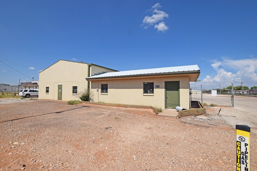 More Photos Of 4810 Andrews Hwy, Odessa Warehouse For Sale