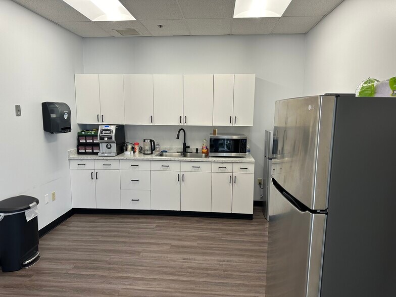 More Photos Of 321 Fortune Blvd, Milford Medical For Lease