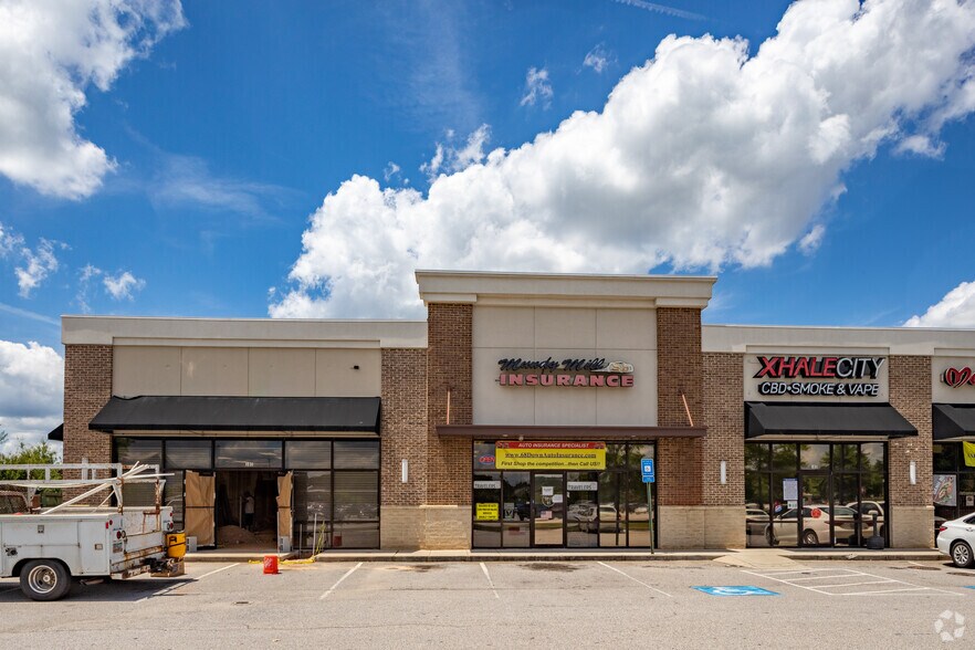 More Photos Of 3885 Mundy Mill Rd, Oakwood Freestanding For Lease
