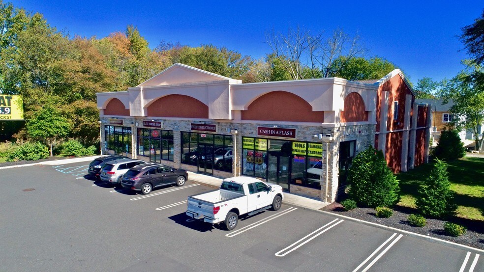 More Photos Of 1709 State Route 35, Oakhurst Freestanding For Lease
